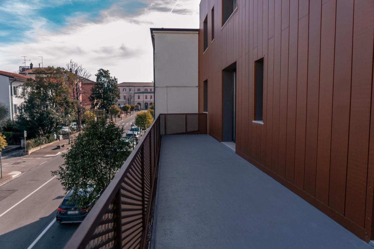 K Modern Hotel Peschiera del Garda Exteriör bild