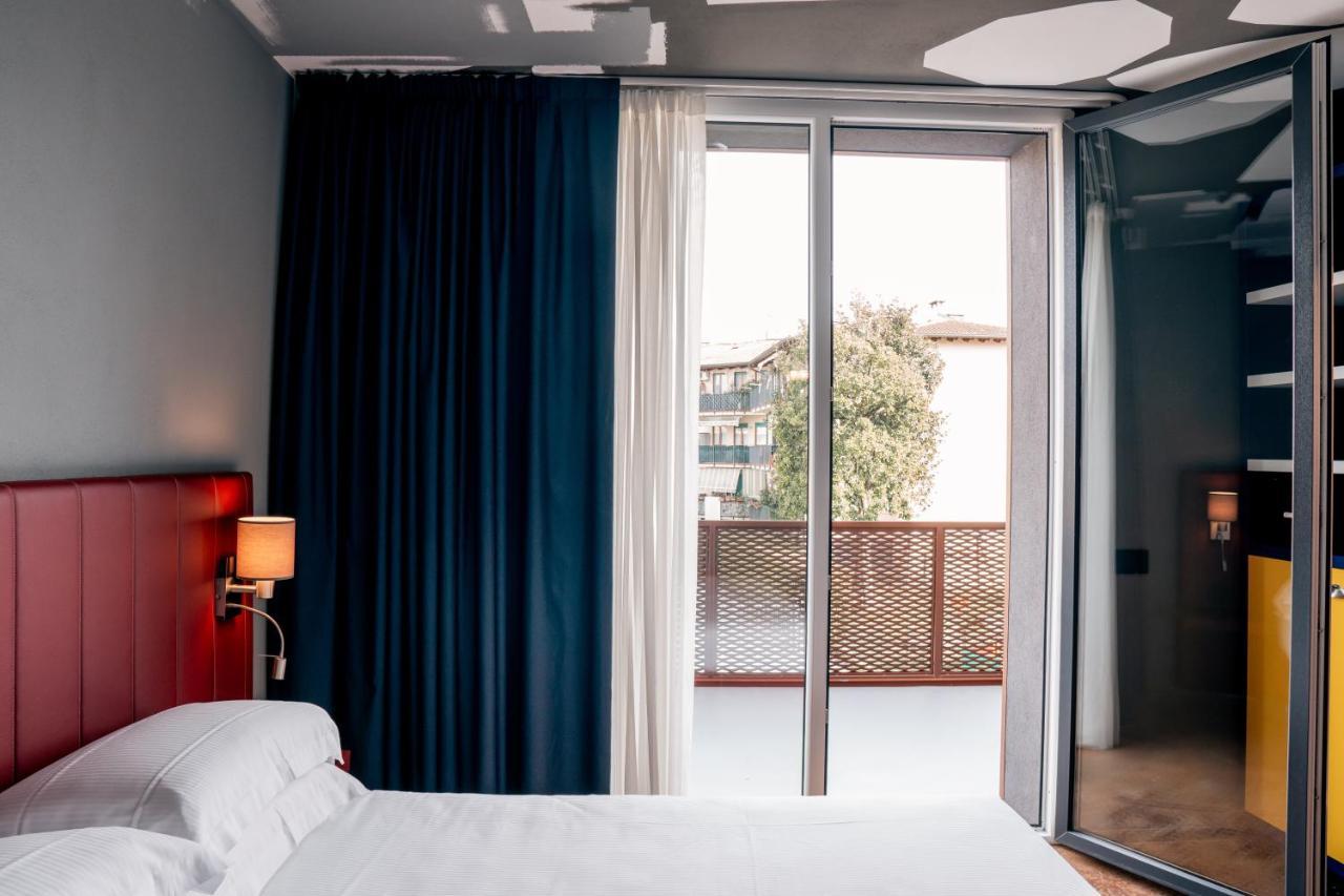 K Modern Hotel Peschiera del Garda Exteriör bild